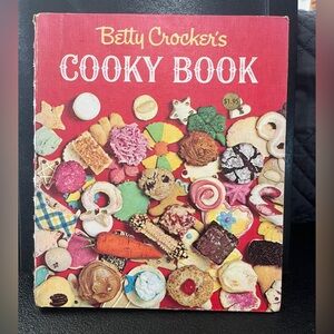 Betty Crocker’s 1963 First Edition Cooky Book